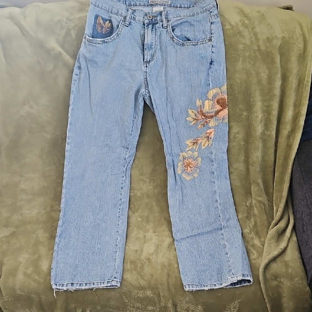Blue Straight Leg Jeans with Floral Embroidery